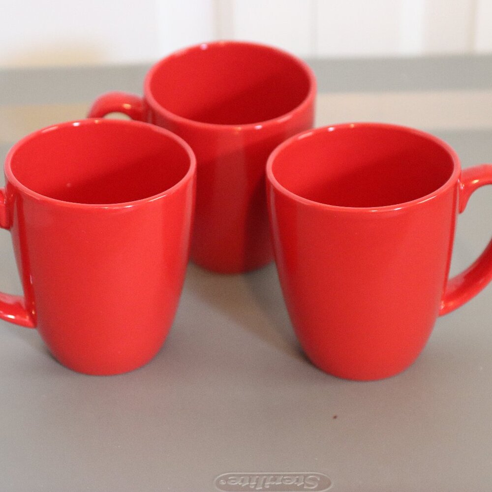 Corelle Stoneware Red Coffee Mugs Set of 3 Colorful Cozy Holiday Everyday